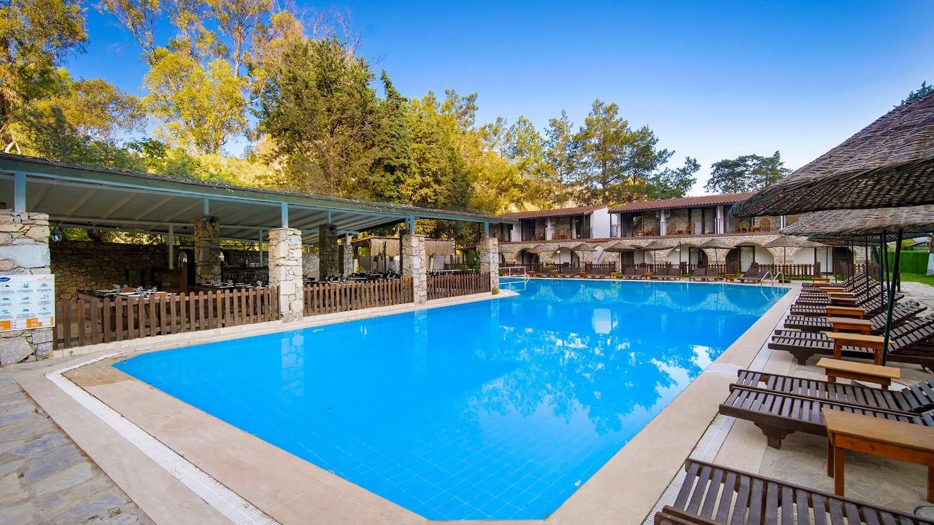 Alados Otel Turgutkoy Oda ve Kahvaltı