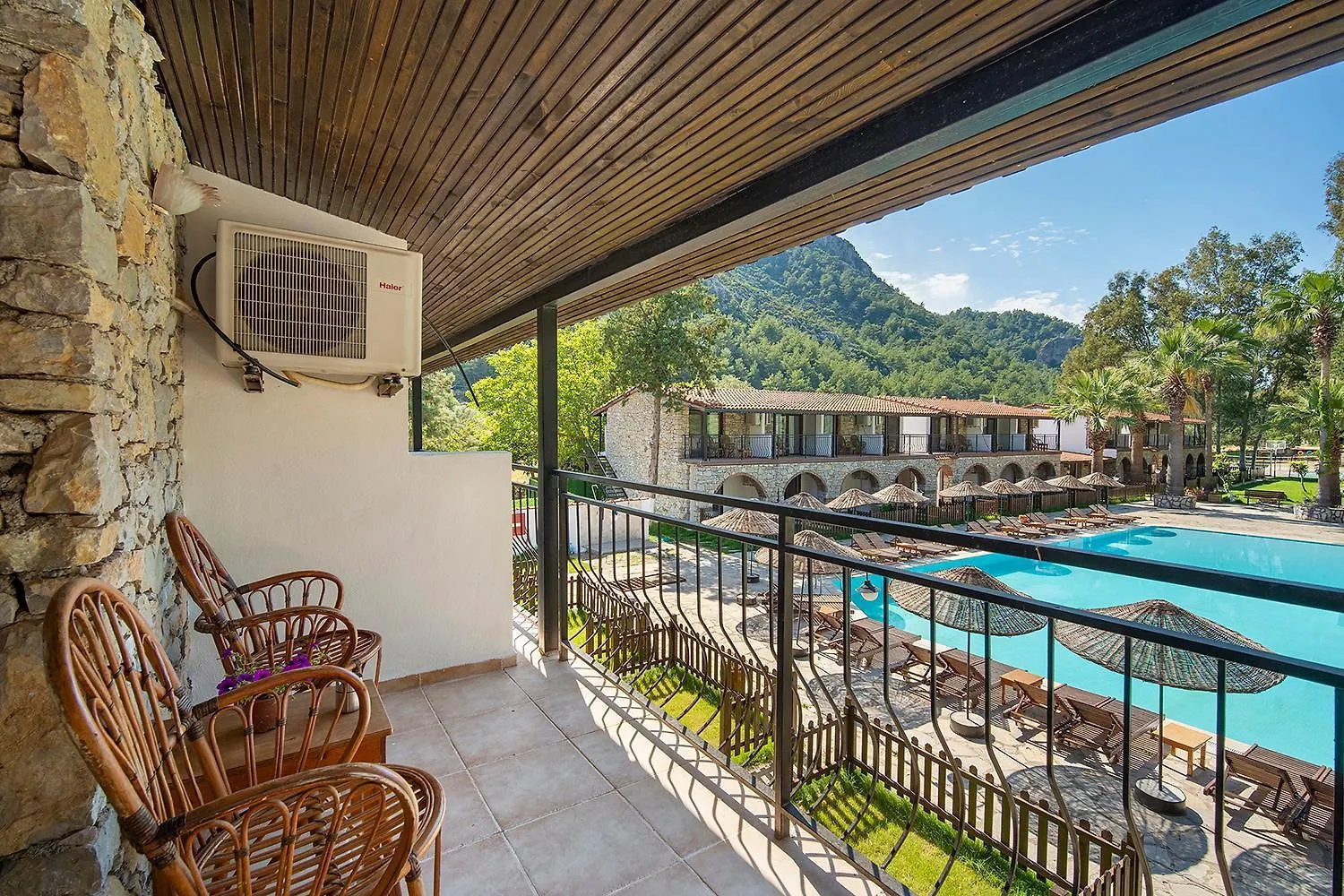 Alados Otel Turgutkoy