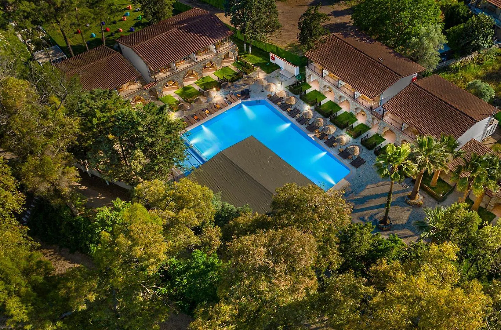 Alados Otel Turgutkoy Oda ve Kahvaltı