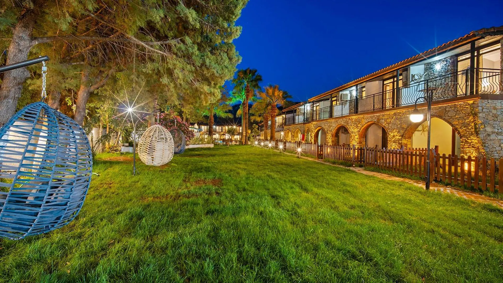 Alados Otel Turgutkoy Oda ve Kahvaltı
