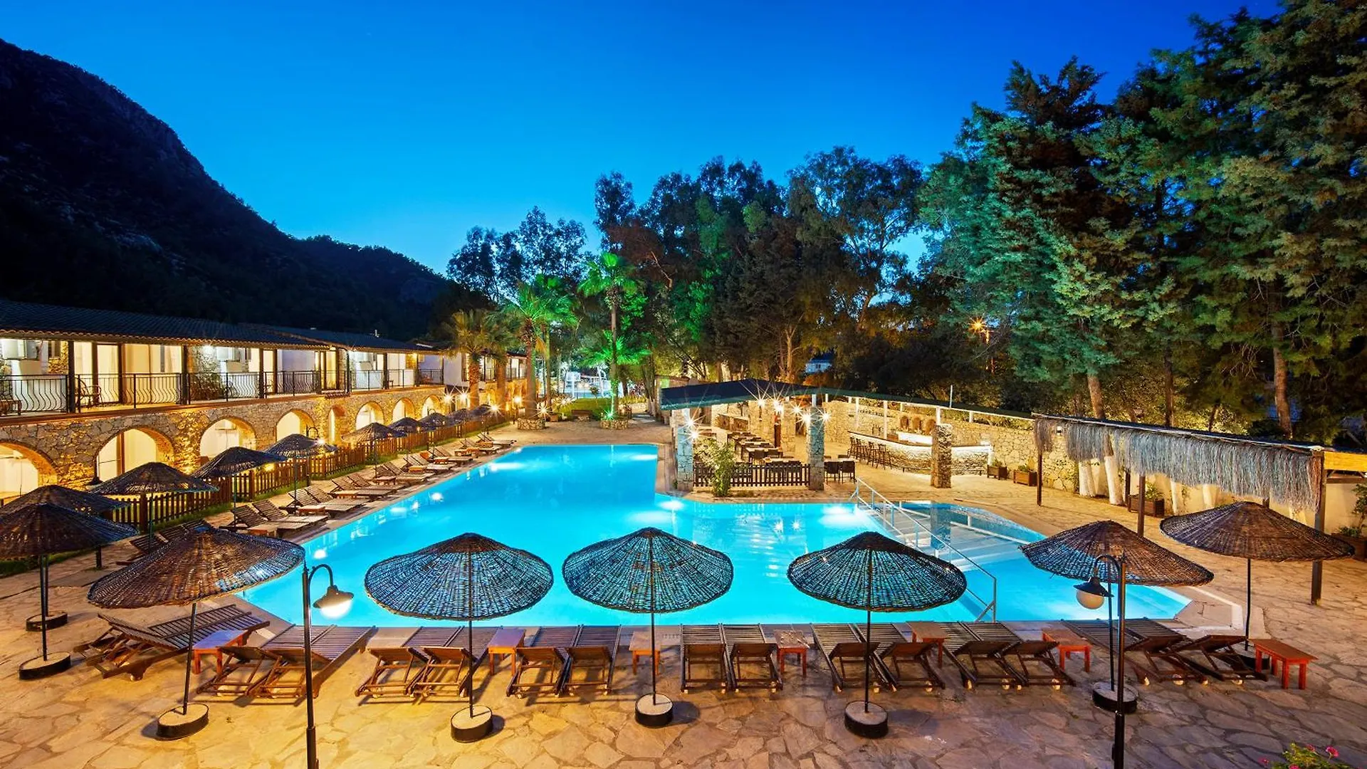 Alados Otel Turgutkoy