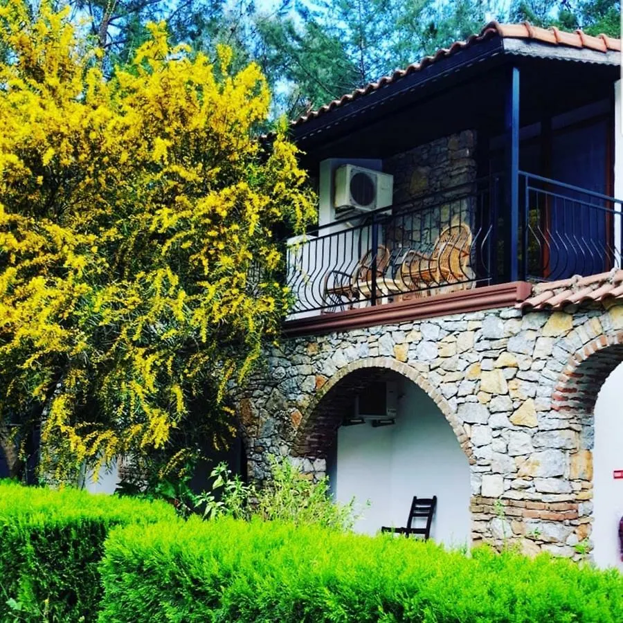 Alados Otel Turgutkoy
